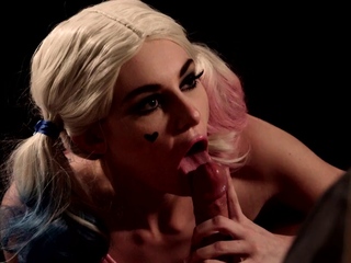 Everybody Wants To Fuck Harley Quinn