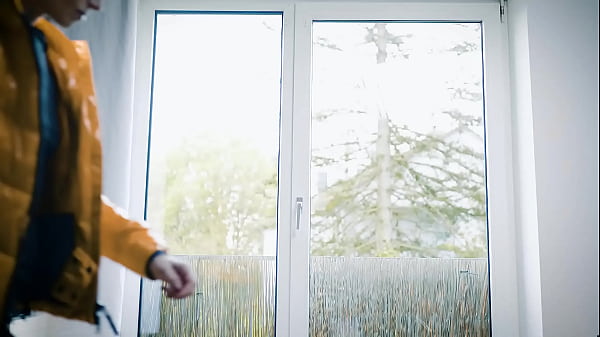 Hot MILF in nylons and winterjacket