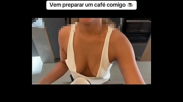 Come prepare a coffee with me ️Vem preparar um café comigo#brazilian #housewife #sexy #LUNA #coffee #cafe #hot #Go…