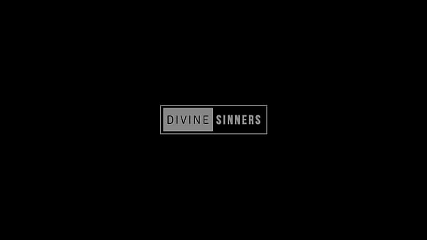 DIVINE SINNERS || HOT DUTCH MILF DANIQUE SINNERS FUCKING OUTDOORS
