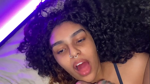 Gostosa desejada da academia veio pra minha base e meti gostoso nela