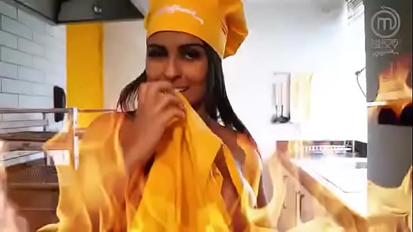 UNCENSORED! Clara Wellen and Cah Inacio are strips to fun and enjoy the cooking as perfect bitches