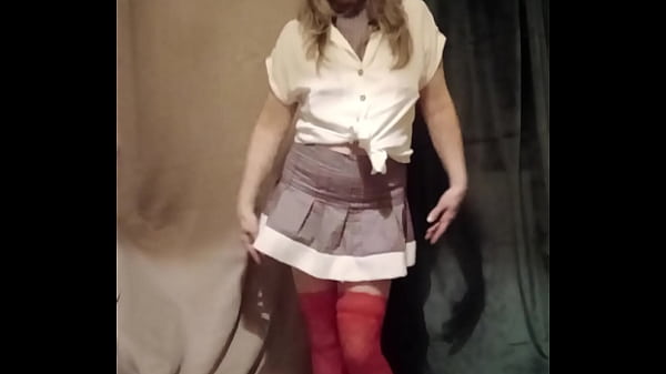 2024 12 17 Esclave F autoseance Striptase caresses et magicwand