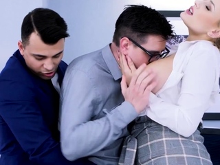 Bisex plumper secretary MILF smashed in office 3some