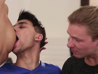 Kinky threeway wife shares cock with bi hubby