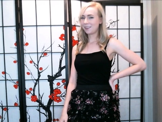 Lovely Blonde With Tight Pussy Masturbate Solo