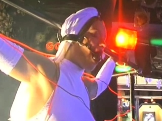 Hawt gal gets moist pissing from studs during filming