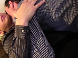 Straight dudes Jared Michaels and Ryder Wood kiss first time