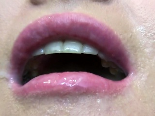 Premium Bukkake – Lola swallows 51 huge mouthful cumshots