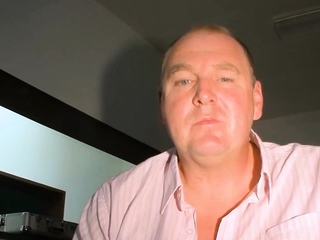 Natural milf in nylons at a sex casting