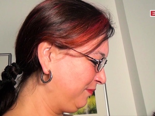 Mature German amateur couple does a threesome casting FFM