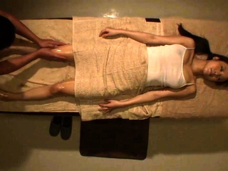 Aphrodisiac Japanese Oil Massage Squirting Orgasm