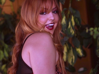 Curvy teen reveals her nipple piercings
