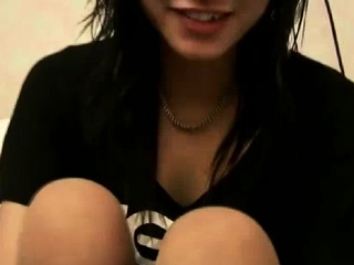 Korean Amateur Cam Girl Tease and Masturbation